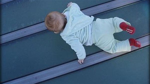 سقوط طفل بحلوان-