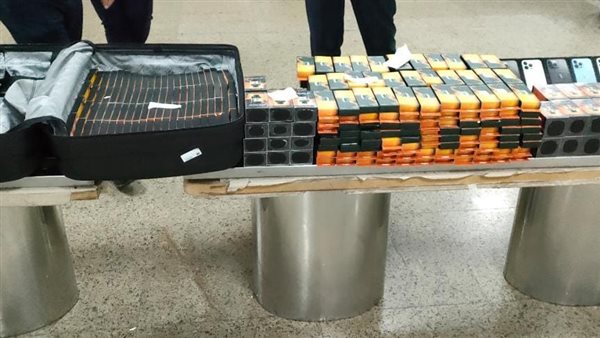 ضبط تهريب هواتف وشيش