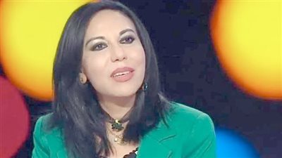 سماح أبو بكر عزت: أهدى جائزة معرض الكتاب إلى روح أمي ورئيس هيئة قناة السويس 