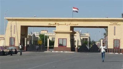 وصول 30 شاحنة مساعدات إلى قطاع غزة عبر معبر رفح البري