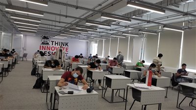 الجامعة اليابانية تواصل عقد اختبارات القبول للطلاب