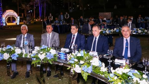 ميناء دمياط يفوز