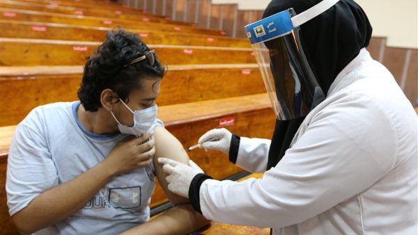 تطعيم الطلاب