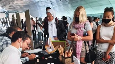 المتحف القومي للحضارة ينظم ورشة عمل بعنوان اكتشف الخط العربي | صور