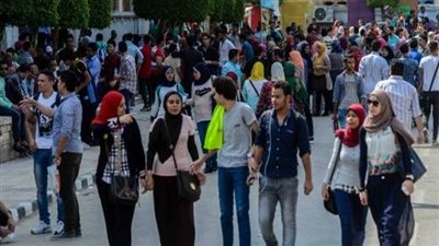 بعد فرض الضرائب عليهم.. هل يحق للبلوجرز واليوتيوبرز التصوير داخل حرم الجامعات؟