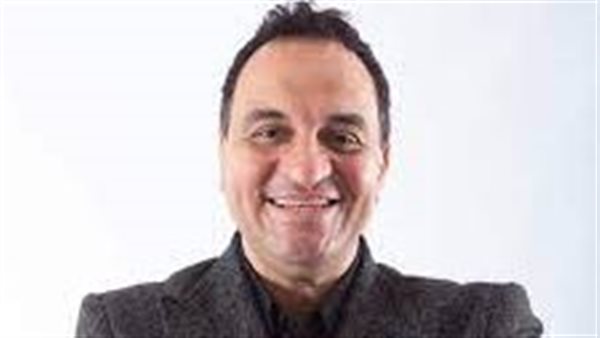 هشام إسماعيل