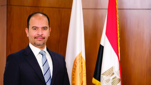 عبد العزيز نصير،