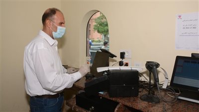بدء تشغيل البوابات الإلكترونية الجديدة في المتحف المصري بالتحرير | صور