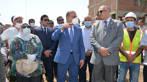 محافظ سوهاج يتابع