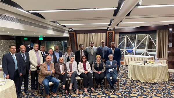  قيادات ونواب الحزب