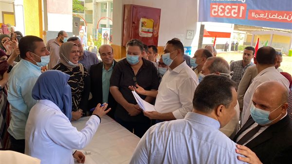 افتتاح المدارس الجديدة