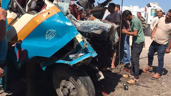 تهشم واجهة السيارة