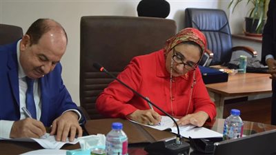 بروتوكول تعاون بين مدينة الأبحاث العلمية وشركة الصرف الصحي بالإسكندرية