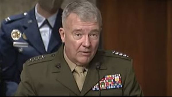 الجنرال كينيث ماكينزي