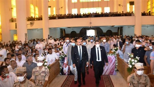 محافظ أسوان يشارك