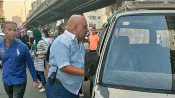 القبض على سيدة تفرض