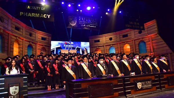 جانب من حفل التخرج