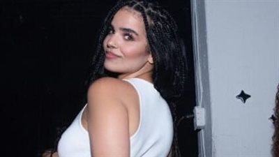 رهف القنون تمارس علاقة جنسية مع شابة في السيارة