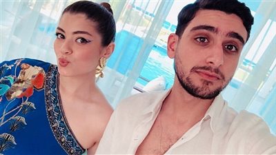 تيام مصطفى قمر ينفي ارتباطه بـ ليلى زاهر: تجمعنا صداقة قوية