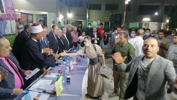 تكريم عمال النظافة