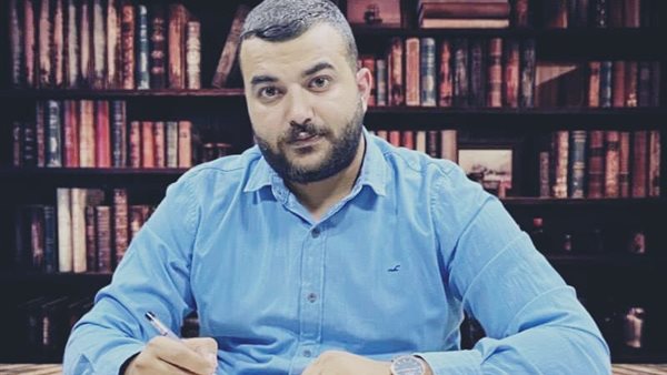 الكاتب أحمد باسم