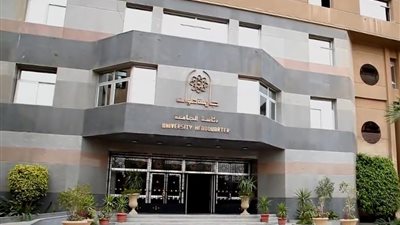 قسم المسرح بآداب حلوان ينظم ندوة للفنان هشام عطوة