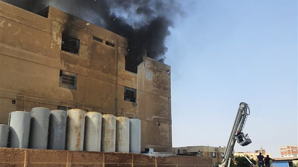 جانب من الحريق