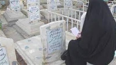 ما حكم زيارة القبور يوم الجمعة؟.. عالم أزهري يجيب 