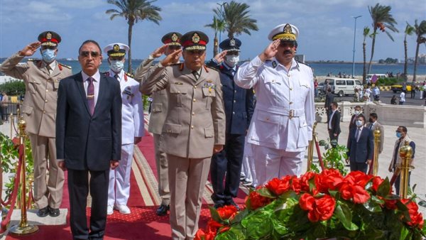 وضع إكليل من الزهور