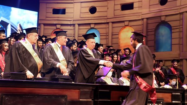 حفل تخرج طلاب كلية