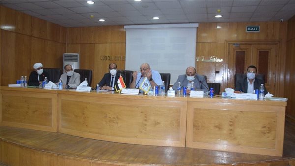 الدكتور عمرو مدكور