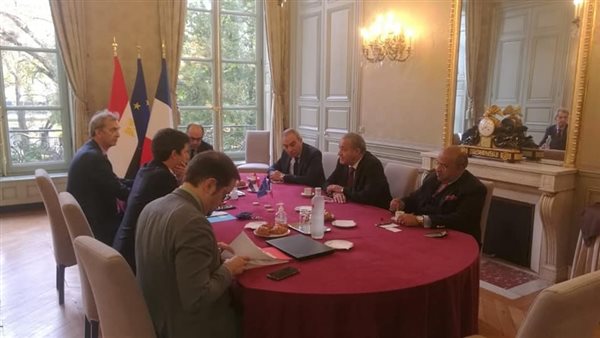 وزير التموين ووزير