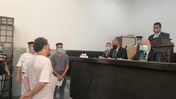 محاكمة منفذ مذبحة