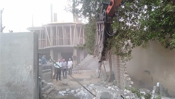 إزالة فيلا مخالفة