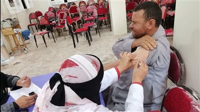 حملات تطعيم العاملين بالمصالح الحكومية بلقاح كورونا ببلطيم | صور 