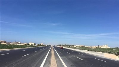 جهاز العلمين ينهي أعمال طرق رئيسية وفرعية بطول  195 كليو 