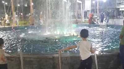 الصورة بـ 5 جنيهات.. إقبال كبير من الأهالي على كورنيش المنيا بعد تطويره 