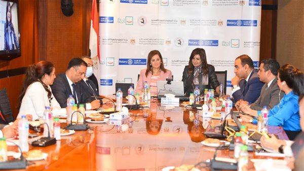 وزيراتا الهجرة والتخطيط