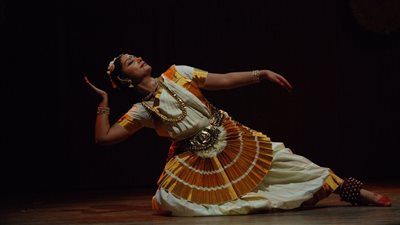 المجمّع الثقافي يعلن أسماء الفائزين في برنامج إنتاج أعمال الفنون الأدائية 2021