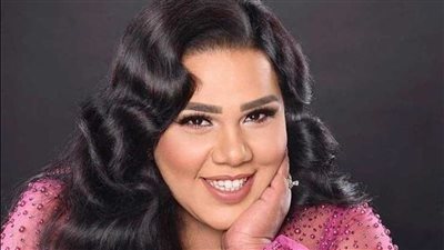 شيماء سيف تطلب الدعاء لوالدتها.. واستقرار حالة عبد العزيز مخيون