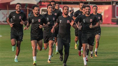 كاف يخطر الأهلي بحضور 7500 مشجع أمام بطل النيجر