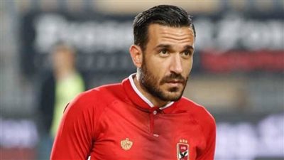 ضحى بنحو 32 مليون جنيه.. تمديد عقد علي معلول مع الأهلي