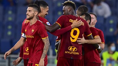 ليفربول ينافس مانشستر يونايتد ويوفنتوس على ضم نجم روما