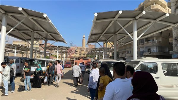 موقف سيارات – صورة