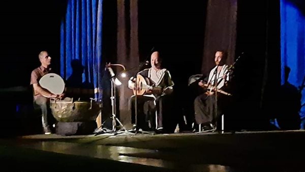 جانب من العروض 