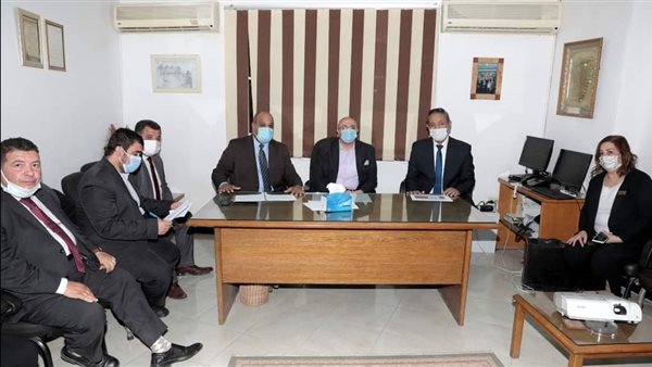 محافظ بني سويف يتفقد