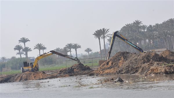 إزالة التعديات بالمجاري