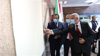 وزير التعليم العالي ومحافظ المنوفية يفتتحان كلية الذكاء الاصطناعي وطب الأسنان| صور
