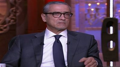 جمال السادات: الرئيس السيسي إنسان هادئ.. ويعمل ليلًا ونهارًا من أجل مصر