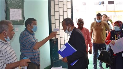 محافظ أسوان يتابع استعدادات 20 مدرسة بقرى ومراكز المحافظة لاستقبال العام الدراسي الجديد